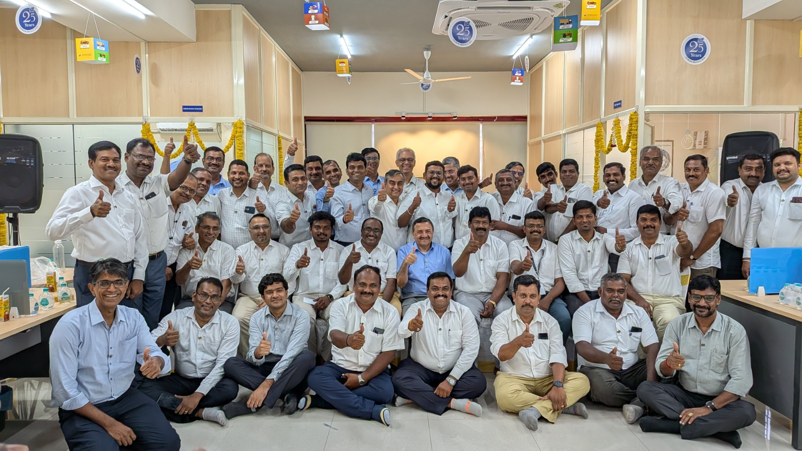 Sundaram-Finance-Officials-at-Sankari-branch-.webp